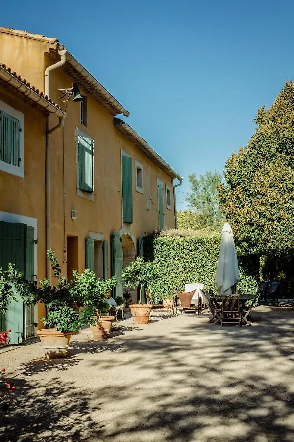 Le Mas De Trevouse Saint-Saturnin-les-Avignon