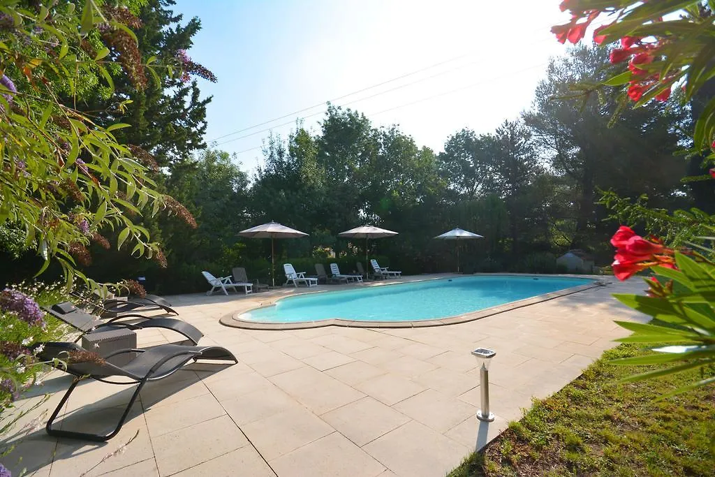 Holiday home Le Mas De Trevouse Saint-Saturnin-les-Avignon France