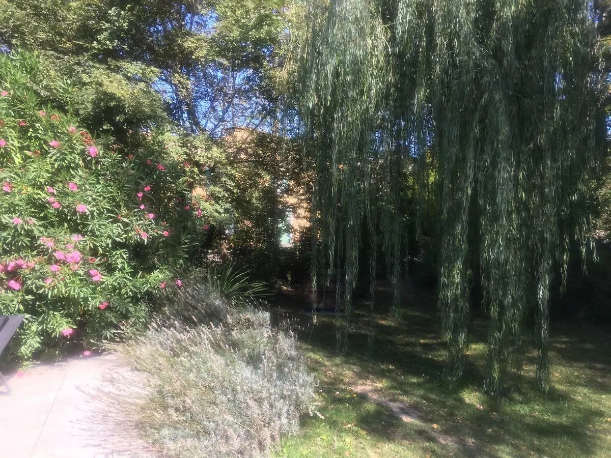 Holiday home Le Mas De Trevouse Saint-Saturnin-les-Avignon